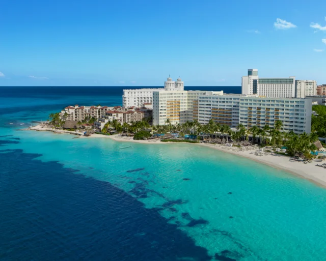 Cancún Essence